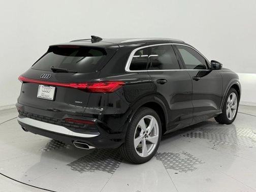 2025 Audi Q5 Prestige TFSI quattro S tronic