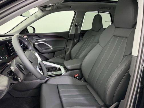 2025 Audi Q5 Prestige TFSI quattro S tronic