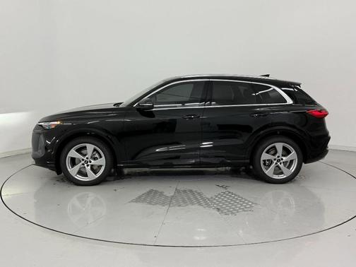 2025 Audi Q5 Prestige