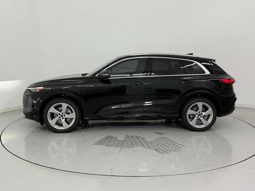 2025 Audi Q5 Prestige