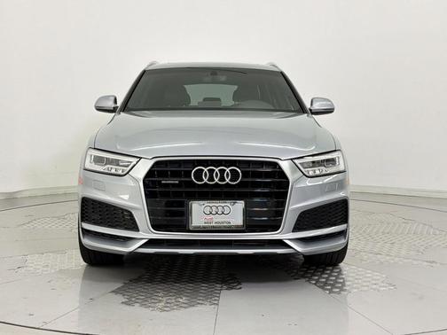 Florett Silver Metallic 2018 Audi Q3 2.0T Sport Premium