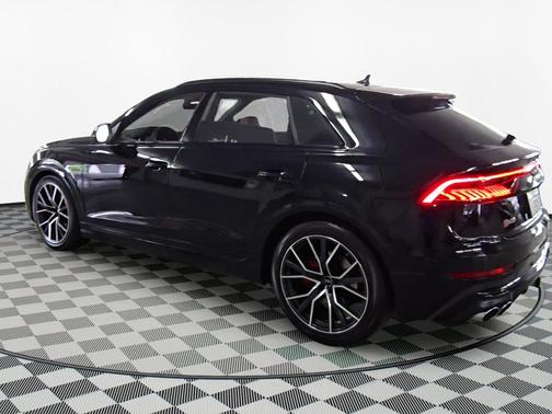 2023 Audi SQ8 4.0T Premium Plus