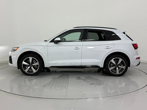 2022 Audi Q5 45 S line Premium Plus