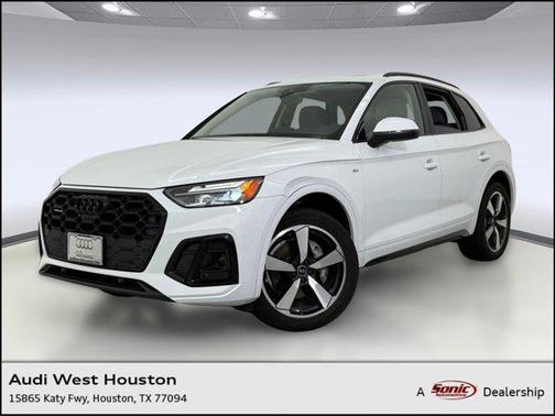 2022 Audi Q5 45 S line Premium Plus