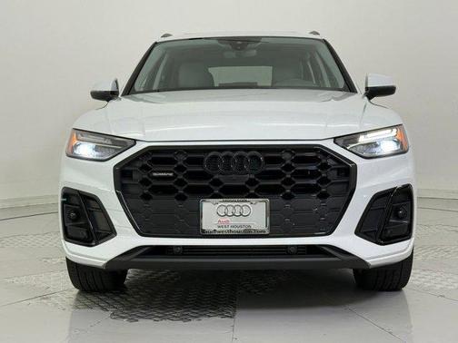 2022 Audi Q5 45 S line Premium Plus