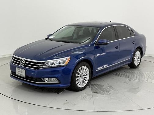 2016 Volkswagen Passat 1.8T SE w/Technology