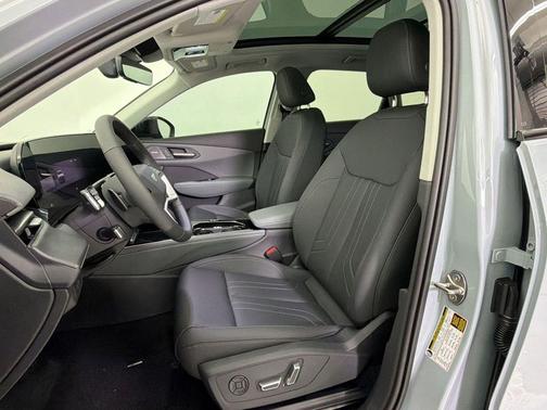Arrow Gray Pearl Effect 2026 Audi Q3 TFSI quattro S tronic