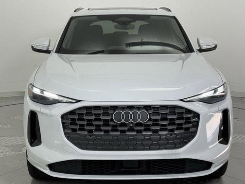 2025 Audi Q5 Premium
