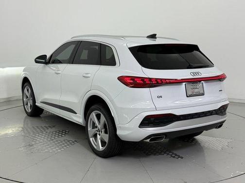 2025 Audi Q5 Premium Plus