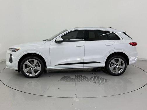 2025 Audi Q5 Premium Plus TFSI quattro S tronic