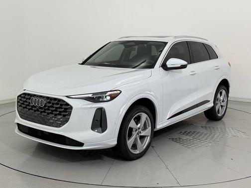 2025 Audi Q5 Premium Plus