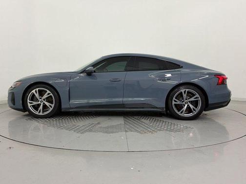 Kemora Gray Metallic 2023 Audi e-tron GT Premium Plus quattro