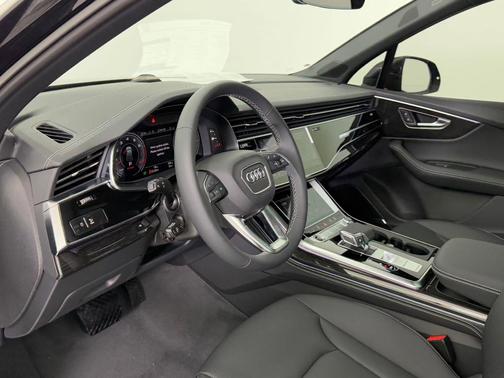 2026 Audi Q7 55 Prestige