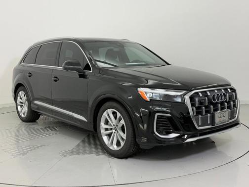 2026 Audi Q7 55 Premium Plus