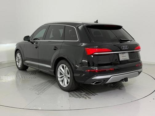 2026 Audi Q7 55 Prestige