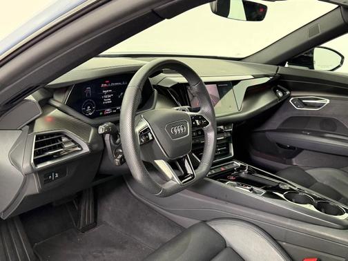 2023 Audi e-tron GT Premium Plus quattro