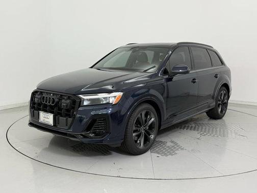 2025 Audi Q7 55 Premium Plus