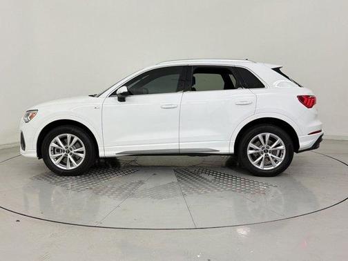 Arkona White 2025 Audi Q3 Premium 45 TFSI S line quattro Tiptronic