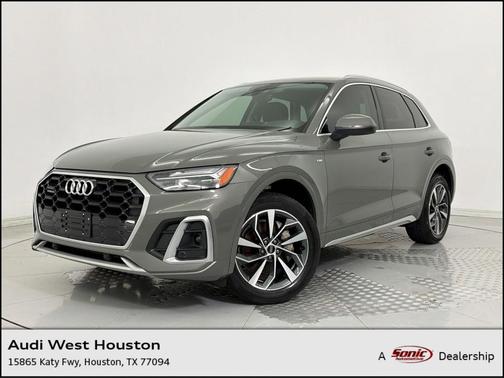 Chronos Gray Metallic 2023 Audi Q5 45 S line Premium