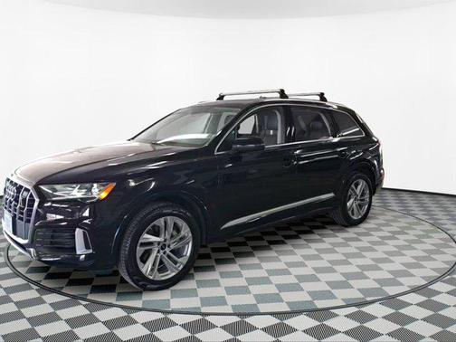 2022 Audi Q7 55 Premium Plus