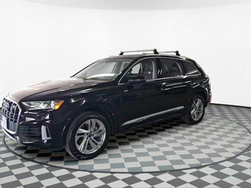 2022 Audi Q7 55 Premium Plus