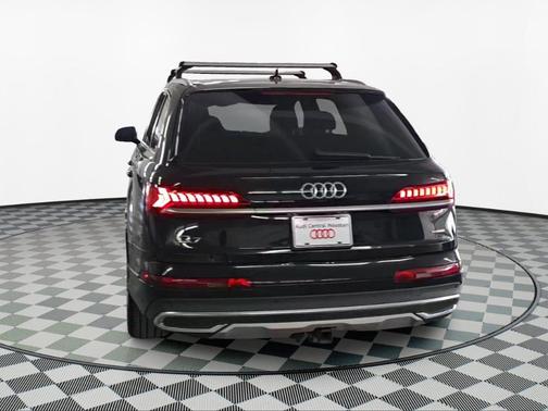 2022 Audi Q7 55 Premium Plus