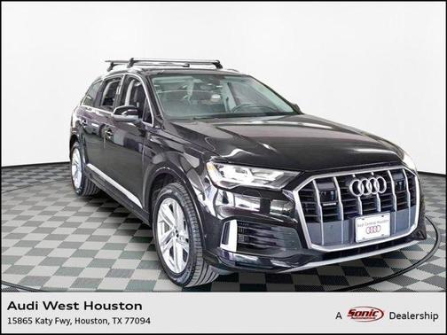2022 Audi Q7 55 Premium Plus