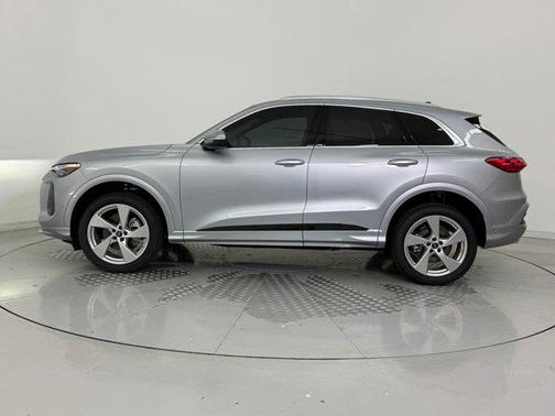 2025 Audi Q5 Premium Plus TFSI quattro S tronic