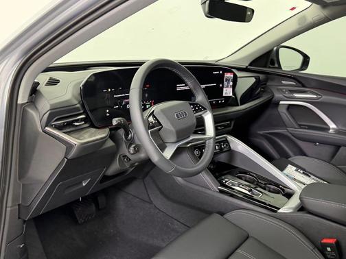 2025 Audi Q5 Premium Plus TFSI quattro S tronic