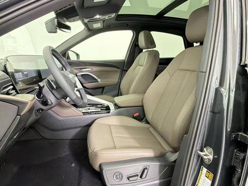 Tambora Gray Metallic 2026 Audi Q5 Sportback Premium TFSI quattro S tronic