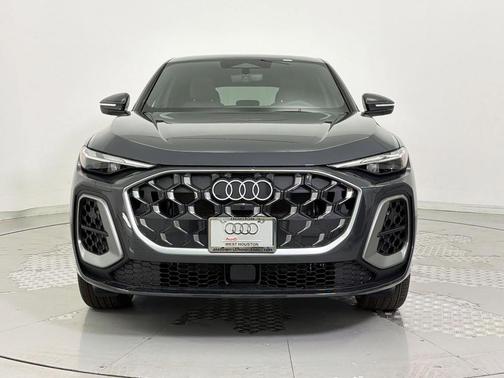Tambora Gray Metallic 2026 Audi Q5 Sportback Premium TFSI quattro S tronic