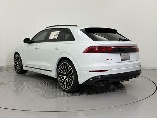 Glacier White Metallic 2026 Audi SQ8 4.0T Prestige