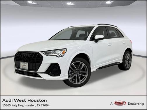 2025 Audi Q3 Premium 45 TFSI S line quattro Tiptronic