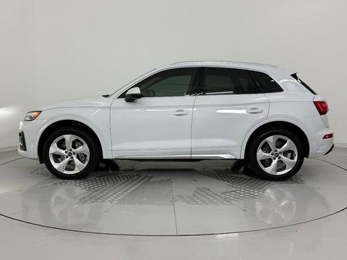 2021 Audi Q5 45 Prestige
