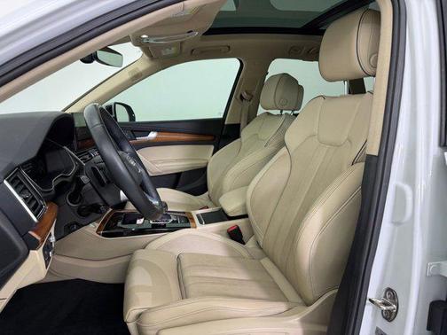 2021 Audi Q5 45 Prestige