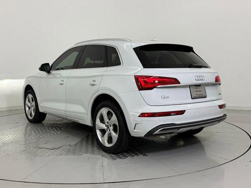 2021 Audi Q5 45 Prestige