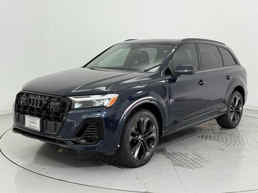 2025 Audi Q7 55 Premium Plus