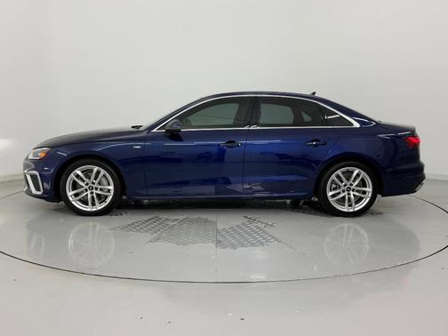 2022 Audi A4 45 S line Premium Plus