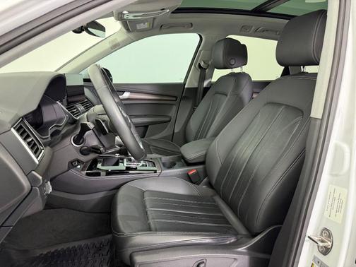 2023 Audi Q5 40 Premium Plus