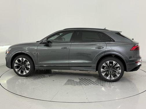 2025 Audi Q8 55 Premium Plus