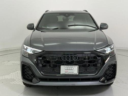 2025 Audi Q8 55 Premium Plus