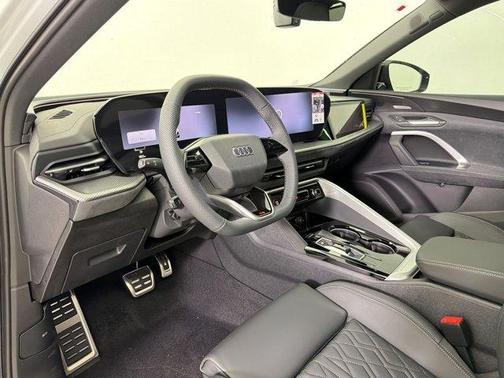 2Y2Y 2026 Audi SQ5 3.0T Premium Plus