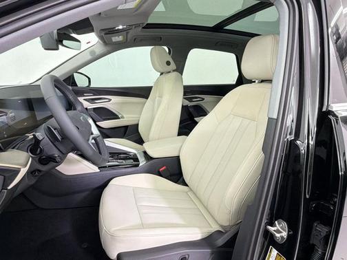 Mythos Black Metallic 2026 Audi Q5 Premium Plus TFSI quattro S tronic