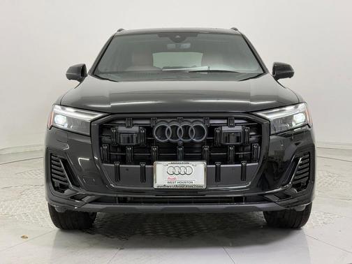 2026 Audi Q7 45 Premium Plus
