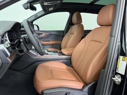 2026 Audi Q7 45 Premium Plus