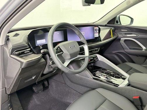 2026 Audi Q5 Premium Plus TFSI quattro S tronic