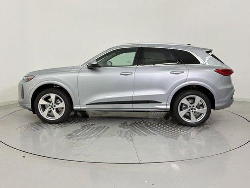 2026 Audi Q5 Premium Plus TFSI quattro S tronic