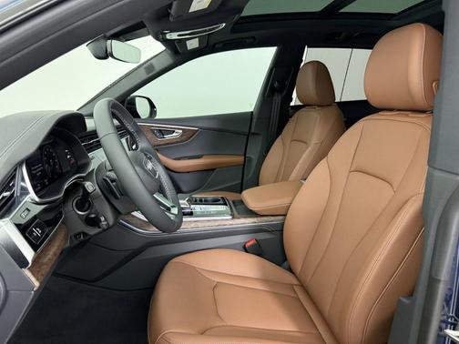 2025 Audi Q8 55 Premium Plus