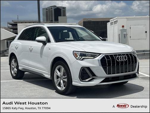 2022 Audi Q3 45 S line Premium Plus