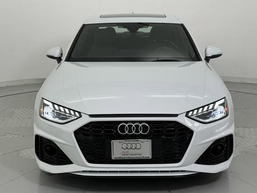 2023 Audi A4 45 S line Premium